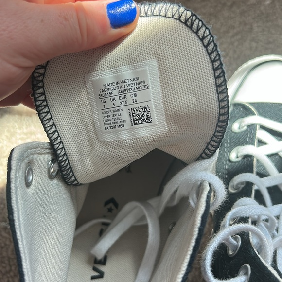 Converse Classic Black and White High-Tops PLATFORMS - Picture 6 of 6